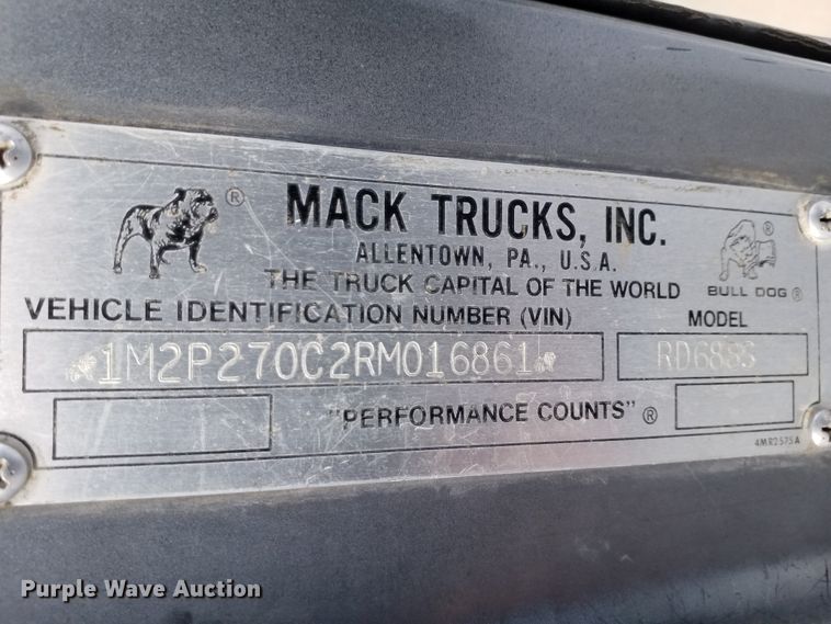 image for item FA9481 1994 Mack RD600  dump truck