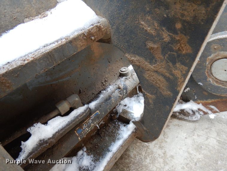 image for item GC9792 2002 John Deere 744H  wheel loader