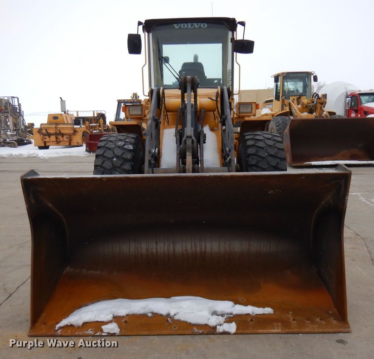image for item GC9796 1997 Volvo L70C  wheel loader