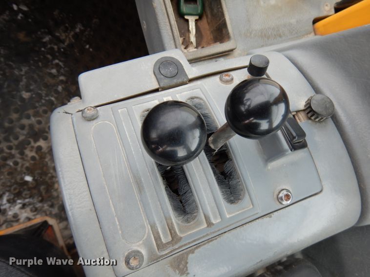 image for item GC9796 1997 Volvo L70C  wheel loader