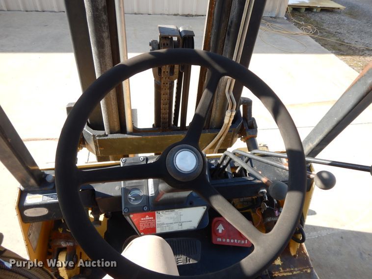 image for item GG9359 Hyster H50XL  forklift