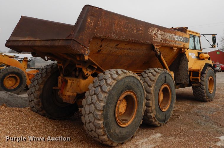 image for item GG9372 1997 Volvo A25C  haul truck