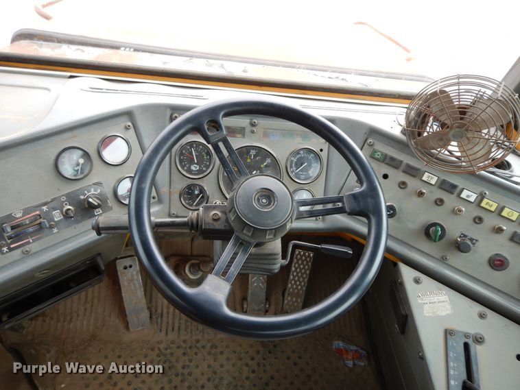 image for item GG9372 1997 Volvo A25C  haul truck