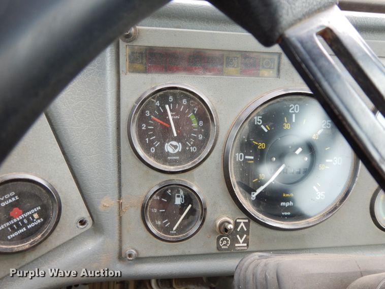 image for item GG9372 1997 Volvo A25C  haul truck