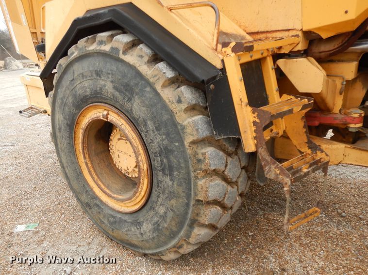 image for item GG9372 1997 Volvo A25C  haul truck