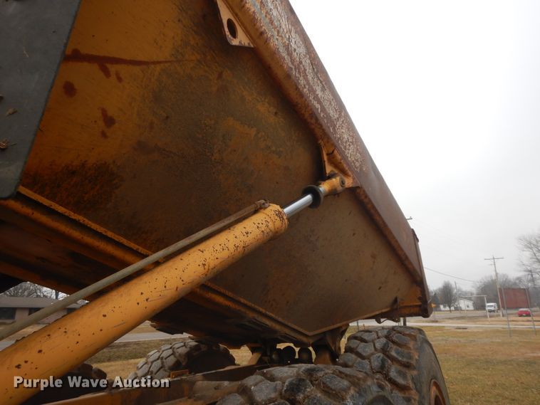 image for item GG9372 1997 Volvo A25C  haul truck