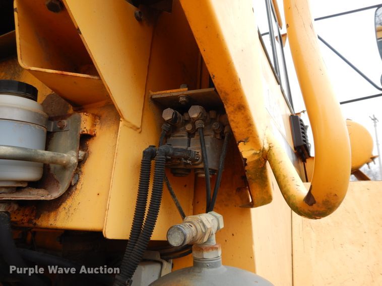 image for item GG9372 1997 Volvo A25C  haul truck