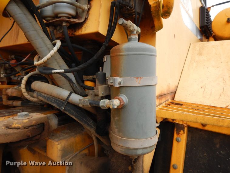 image for item GG9372 1997 Volvo A25C  haul truck