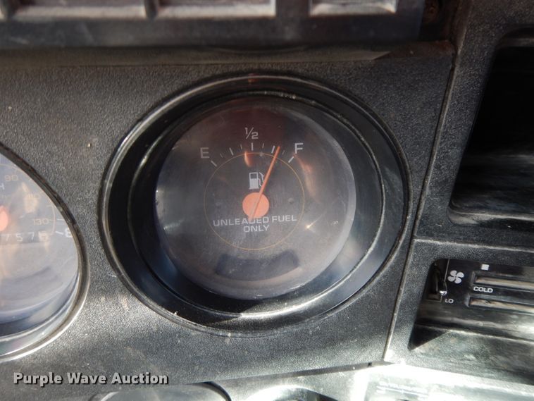 image for item GG9376 1990 Chevrolet C70  dump truck