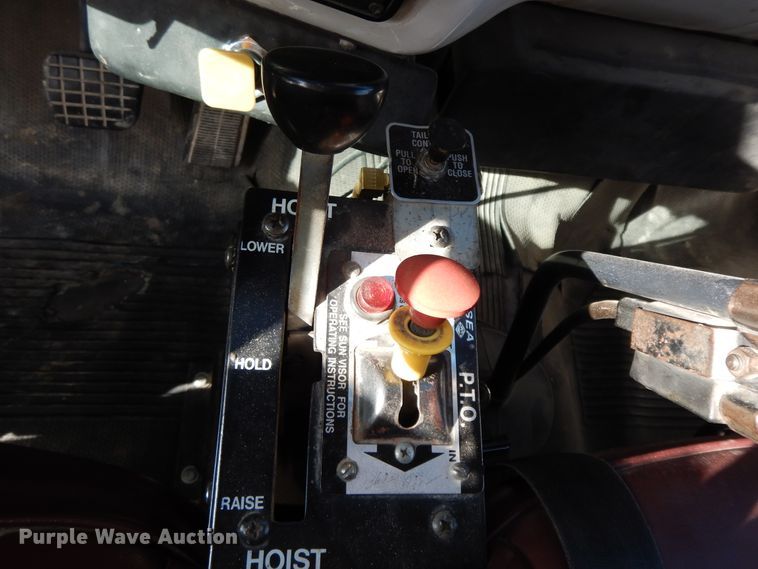 image for item GG9376 1990 Chevrolet C70  dump truck