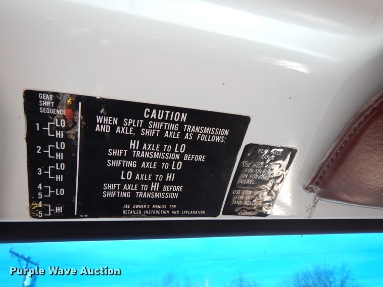 image for item GG9376 1990 Chevrolet C70  dump truck