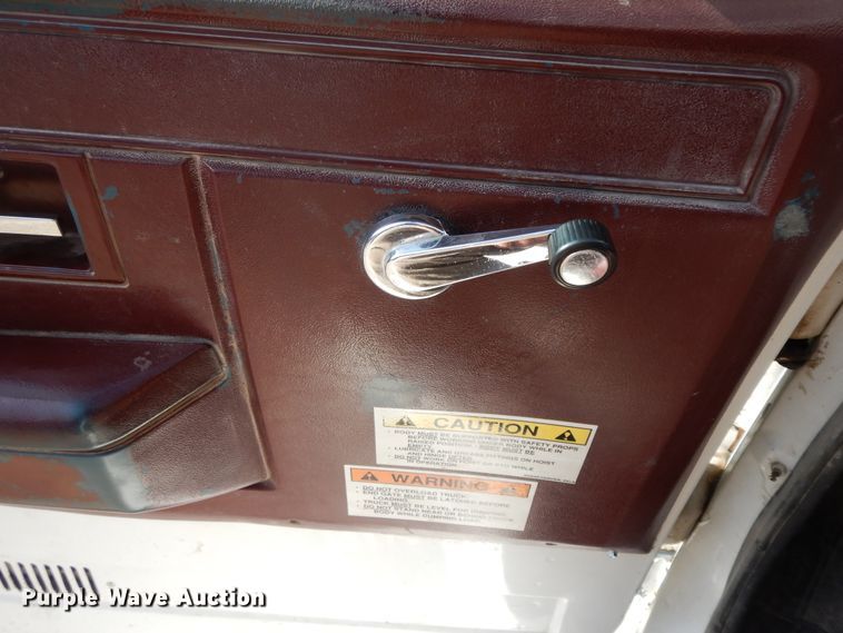 image for item GG9376 1990 Chevrolet C70  dump truck