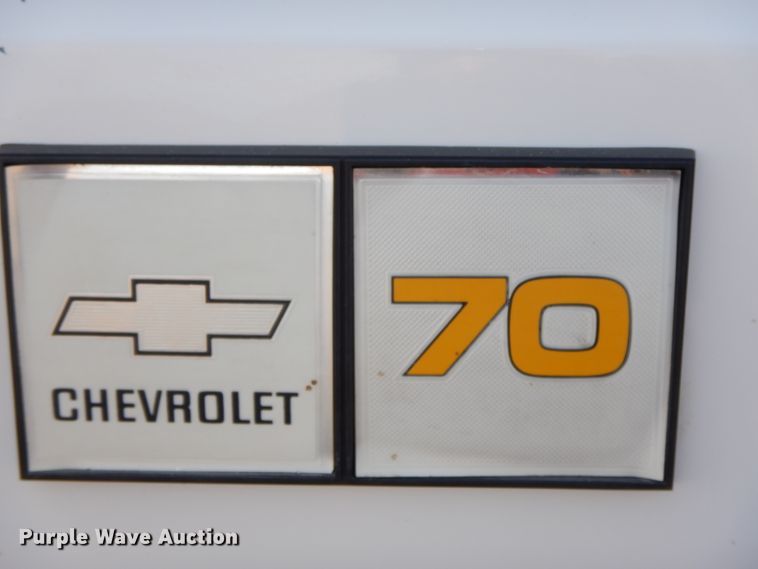 image for item GG9376 1990 Chevrolet C70  dump truck