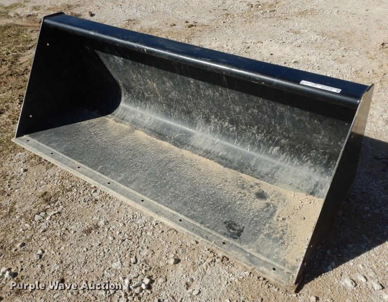 image for item GG9379 72"W skid steer bucket
