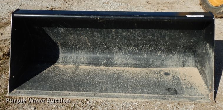 image for item GG9379 72"W skid steer bucket