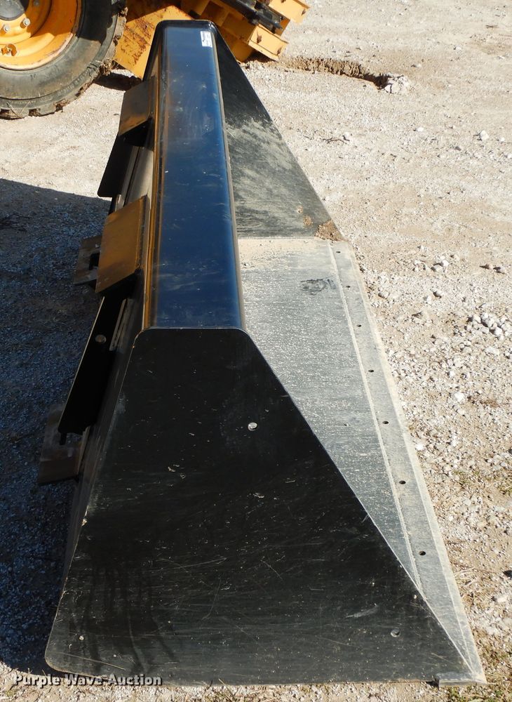 image for item GG9379 72"W skid steer bucket