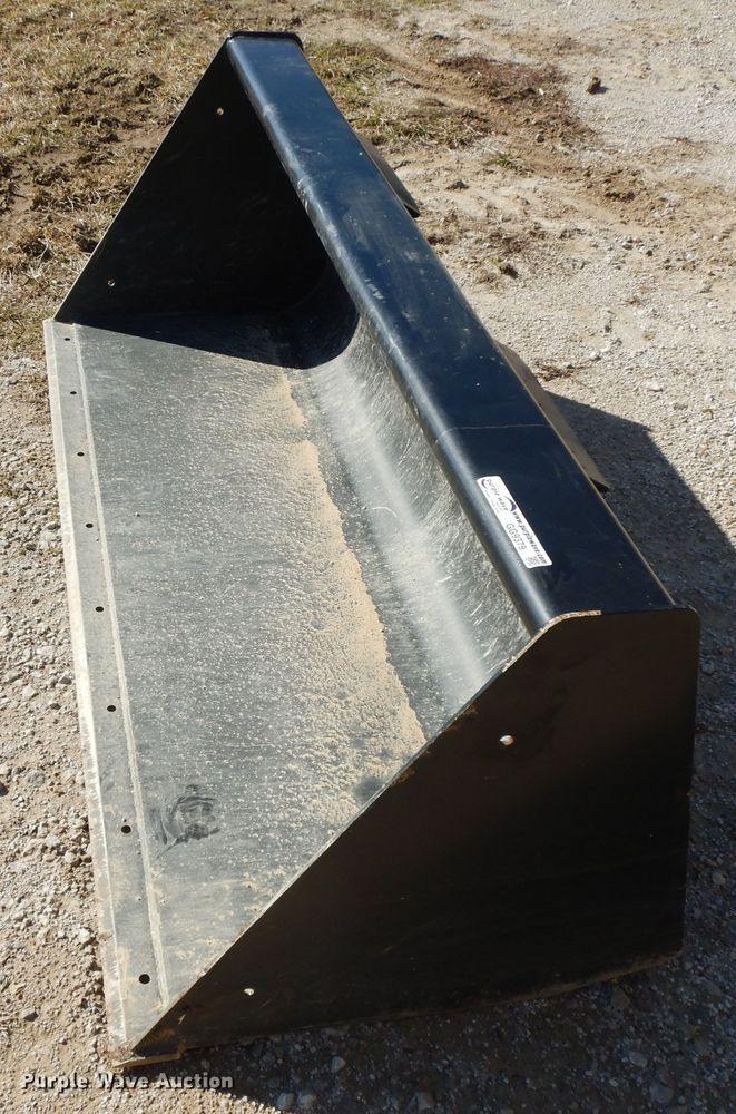 image for item GG9379 72"W skid steer bucket