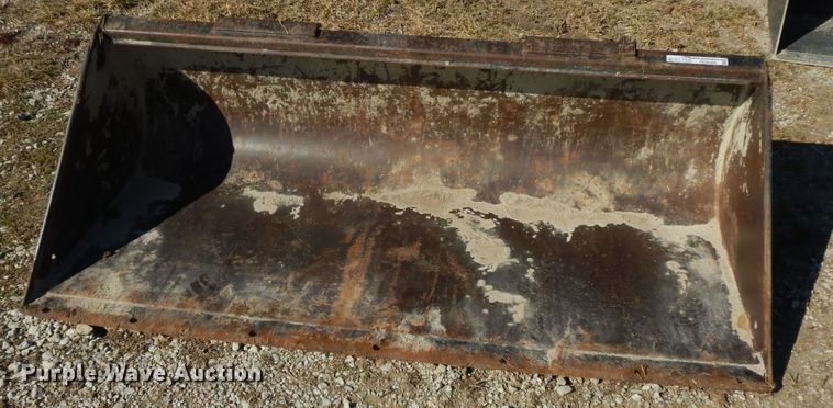 image for item GG9380 72"W skid steer bucket