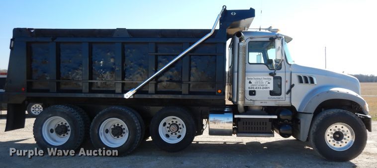 image for item GG9381 2012 Mack GU713  dump truck