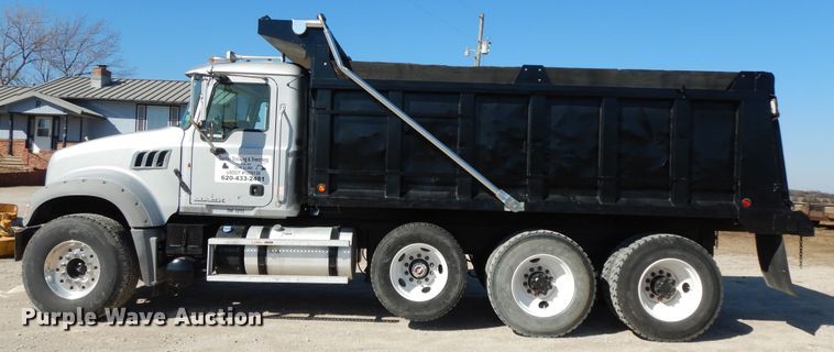 image for item GG9381 2012 Mack GU713  dump truck