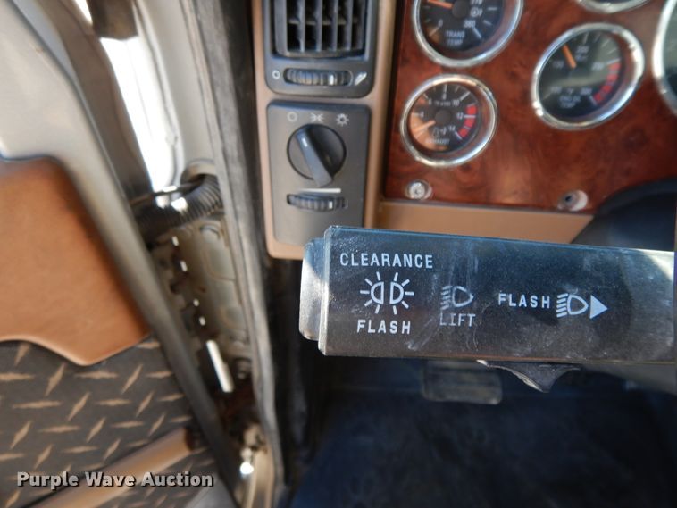 image for item GG9381 2012 Mack GU713  dump truck