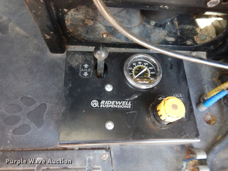 image for item GG9381 2012 Mack GU713  dump truck