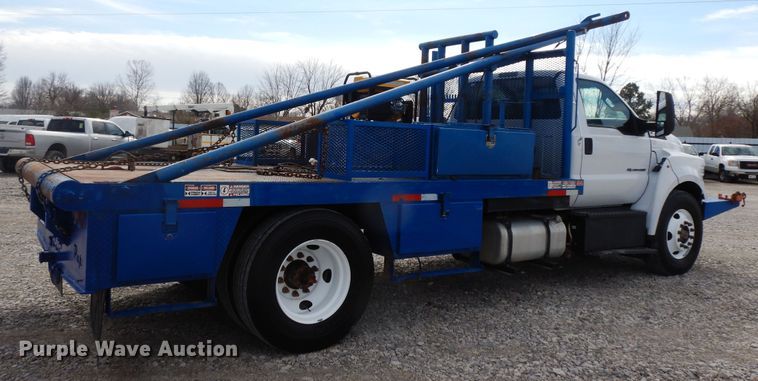 image for item GG9382 2017 Ford F650  winch truck