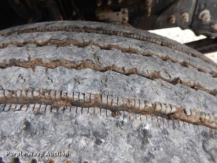 image for item GG9382 2017 Ford F650  winch truck