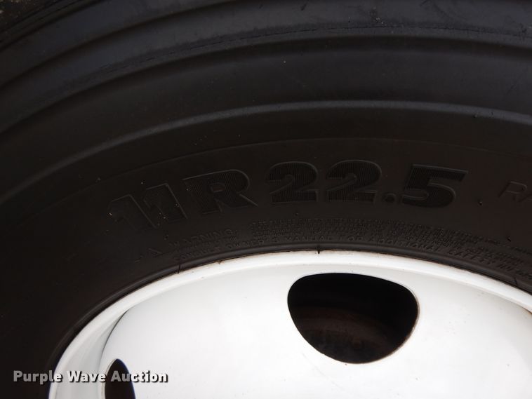 image for item GG9382 2017 Ford F650  winch truck