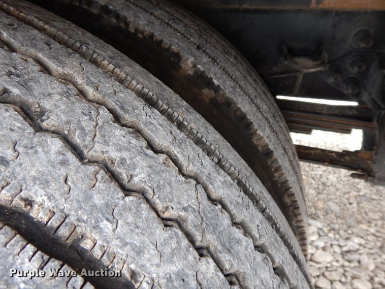 image for item GG9382 2017 Ford F650  winch truck