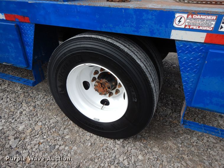 image for item GG9382 2017 Ford F650  winch truck