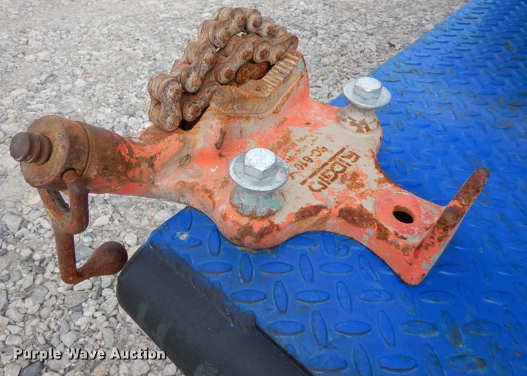 image for item GG9382 2017 Ford F650  winch truck