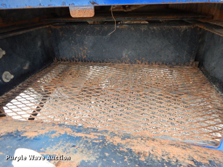 image for item GG9382 2017 Ford F650  winch truck