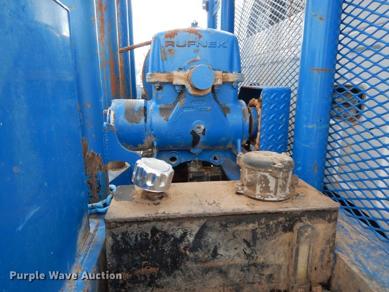 image for item GG9382 2017 Ford F650  winch truck