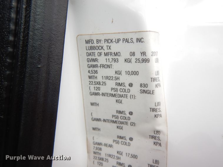 image for item GG9382 2017 Ford F650  winch truck