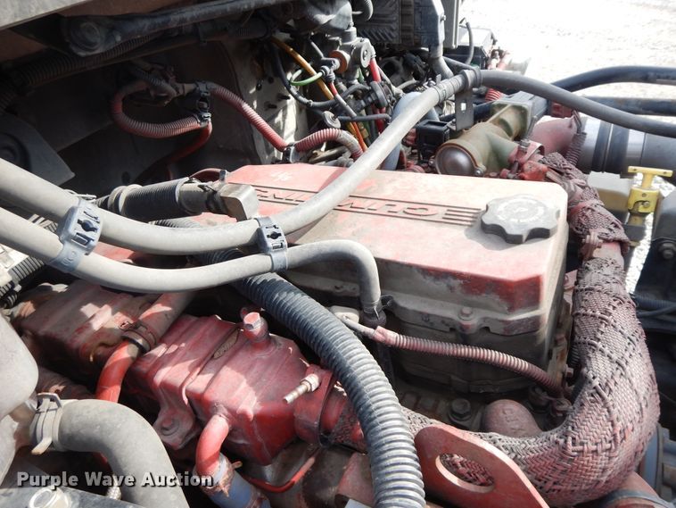 image for item GG9384 2010 Freightliner M2 106  utility / service truck