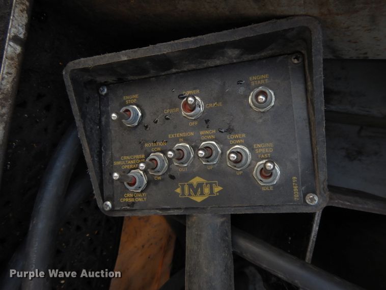 image for item GG9384 2010 Freightliner M2 106  utility / service truck