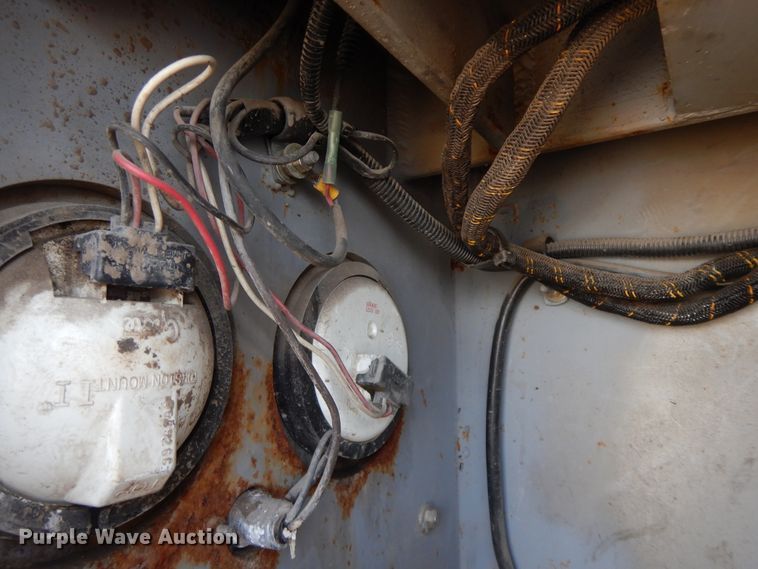 image for item GG9384 2010 Freightliner M2 106  utility / service truck