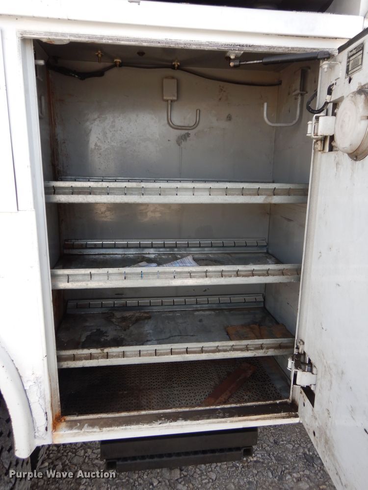 image for item GG9384 2010 Freightliner M2 106  utility / service truck