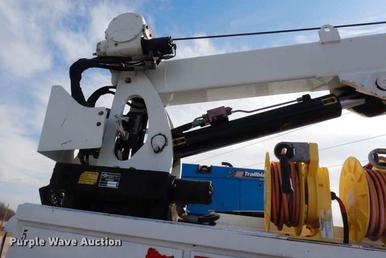 image for item GG9384 2010 Freightliner M2 106  utility / service truck