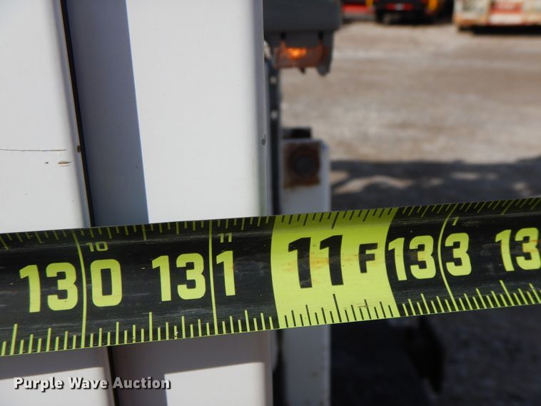 image for item GG9384 2010 Freightliner M2 106  utility / service truck