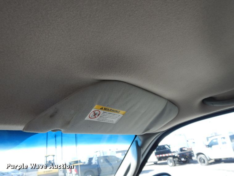 image for item GG9385 2004 Ford F550  bucket truck