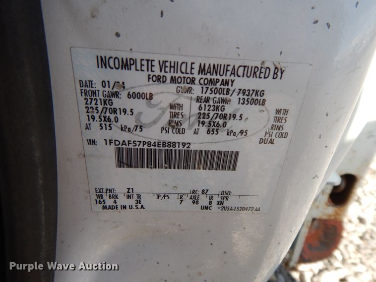 image for item GG9385 2004 Ford F550  bucket truck