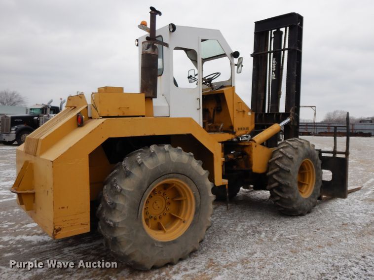 image for item GG9400 Windham  forklift