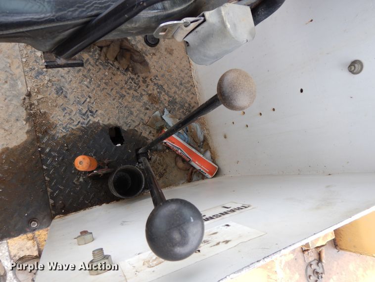 image for item GG9400 Windham  forklift