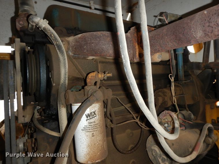 image for item GG9400 Windham  forklift