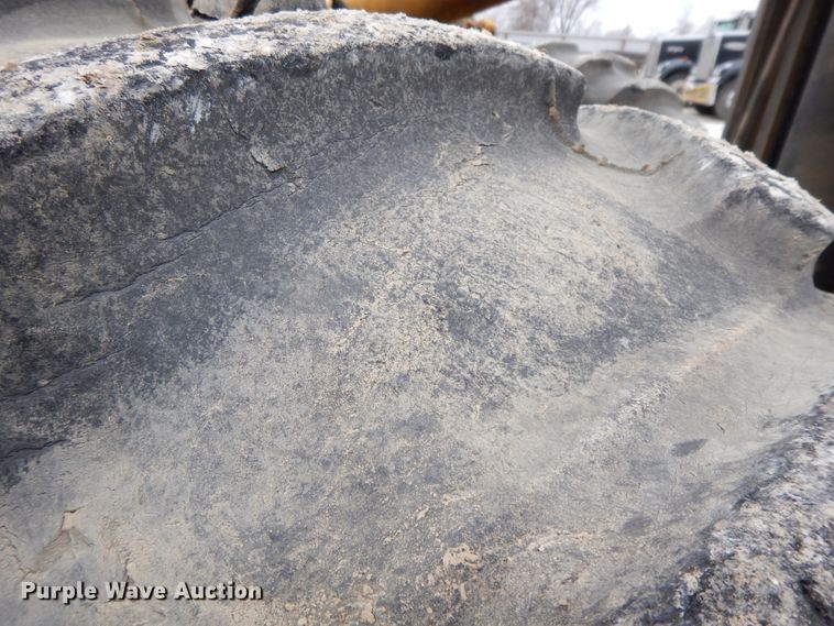 image for item GG9400 Windham  forklift