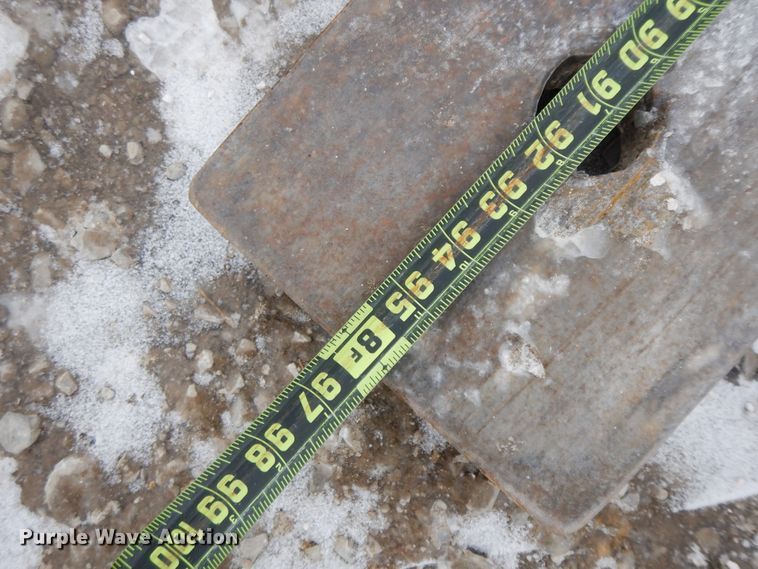 image for item GG9400 Windham  forklift