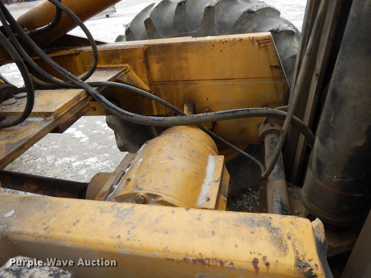 image for item GG9400 Windham  forklift