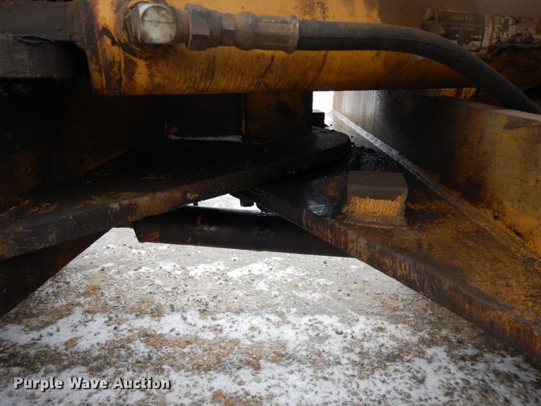 image for item GG9400 Windham  forklift